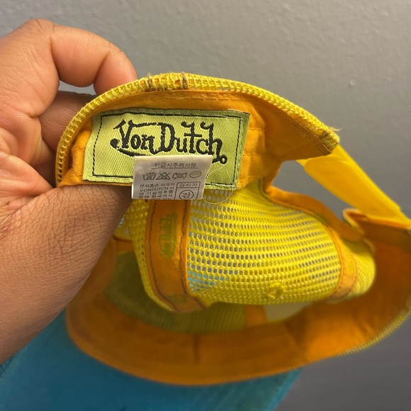 VON DUTCH TRUCKER HAT!!!!! 💙💛💐 - Picture 3 of 4